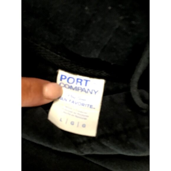PORT COMPANY-MENS BLACK FRONT GRAPHIC KANGAROO POCKET PULLOVER HOODIE SIZE LARGE - Picture 3 of 6